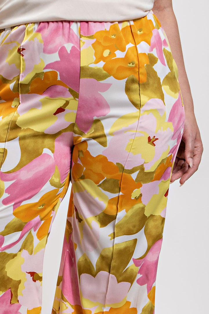 Plus Size Pintucked Slit Pants in Pink Floral